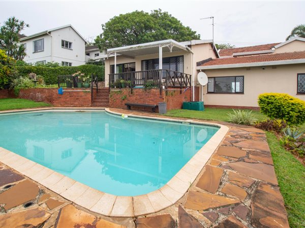 4 Bedroom House 4 Bedroom House