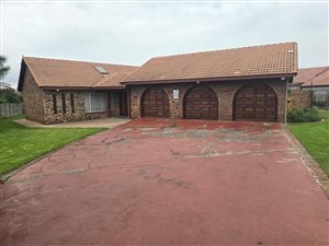 House in Highveld Park