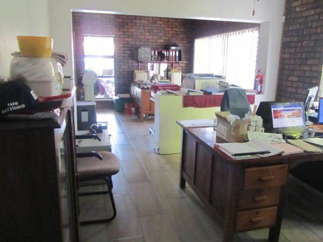 5 Bed House in Vanderbijlpark SW2 photo number 11