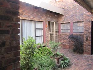 5 Bed House in Vanderbijlpark SW2