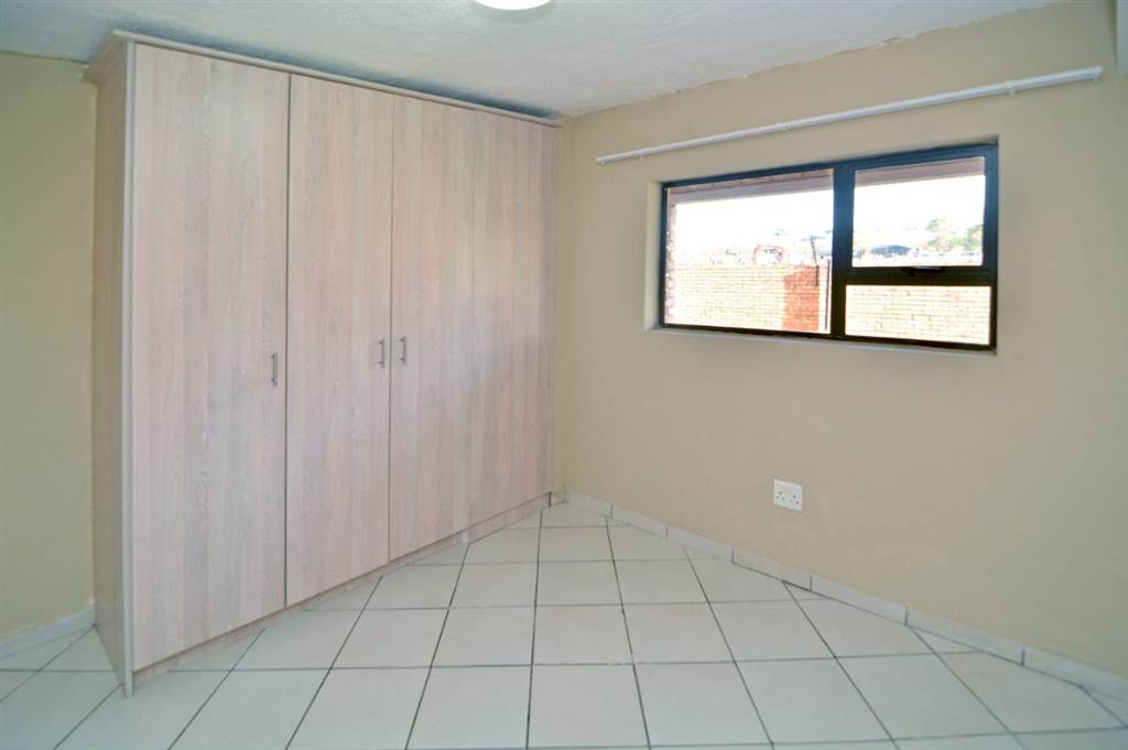 3 Bed Apartment in Delmas photo number 11