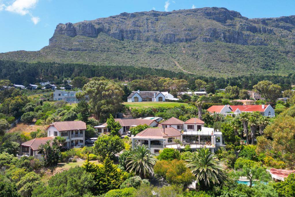 16 Bed House in Hout Bay and surrounds photo number 1