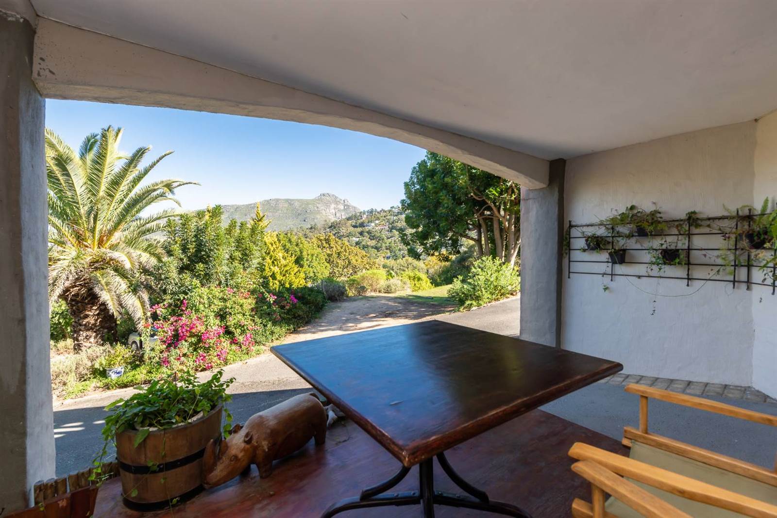 16 Bed House in Hout Bay and surrounds photo number 6