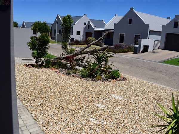 3 Bed Townhouse in Roux Park