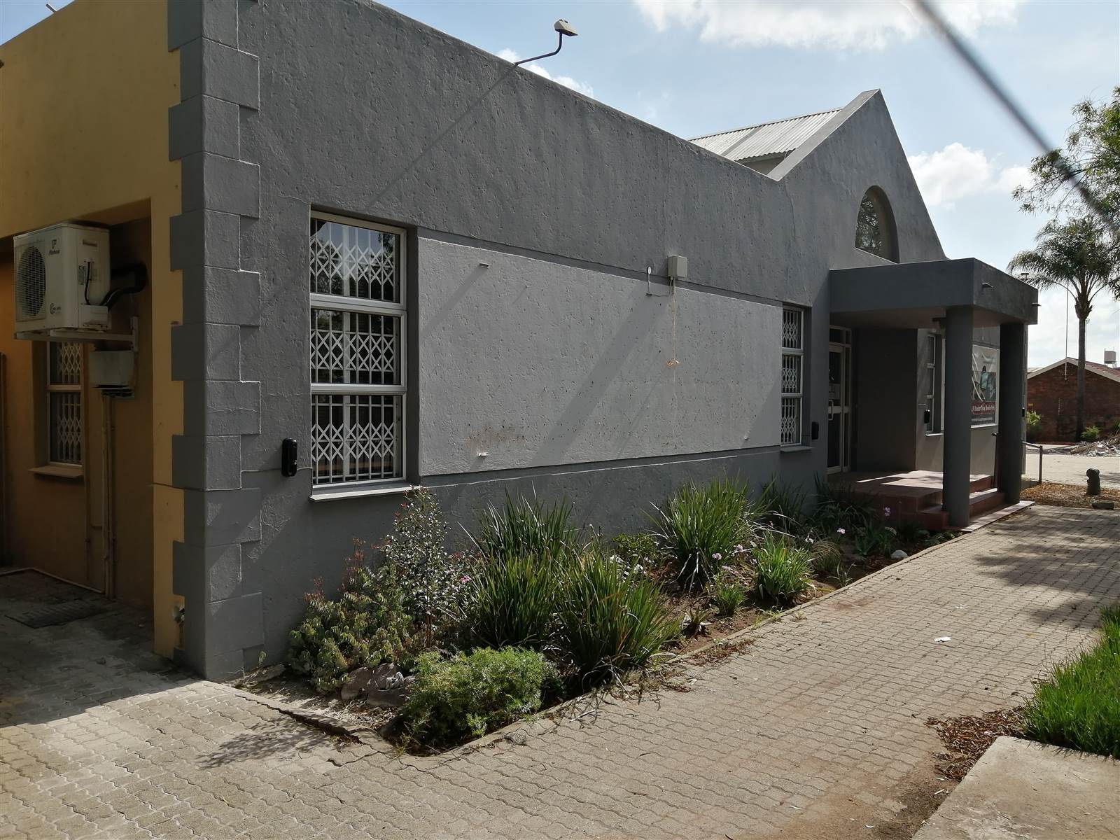 1040  m² Commercial space in Polokwane Central photo number 2