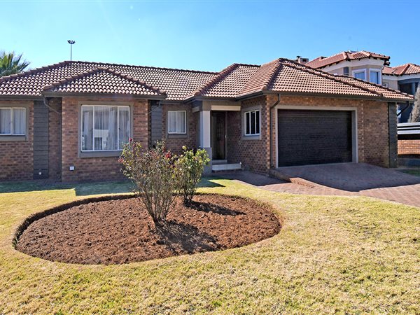 3 Bedroom House 3 Bedroom House