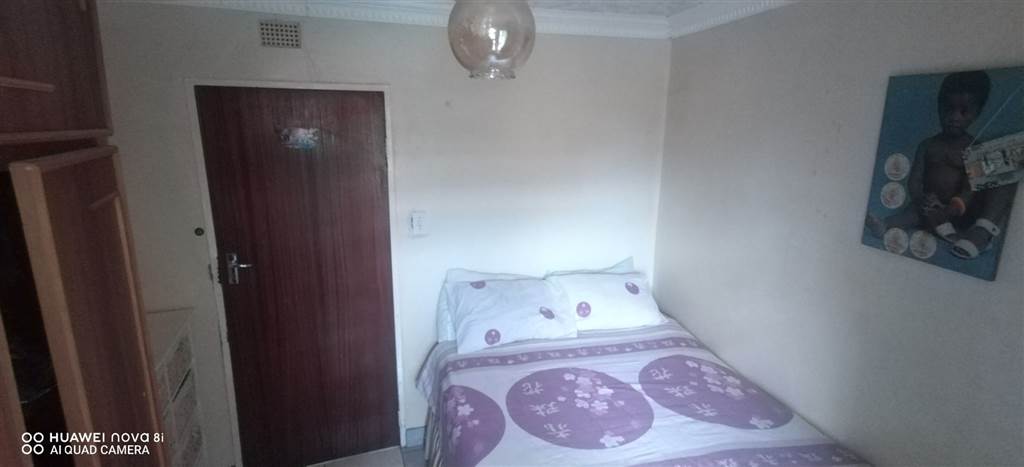 4 Bed House in Mokopane photo number 8