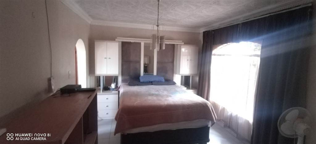 4 Bed House in Mokopane photo number 6