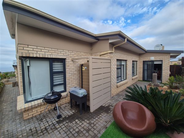 3 Bedroom House 3 Bedroom House