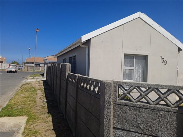 3 Bedroom House 3 Bedroom House