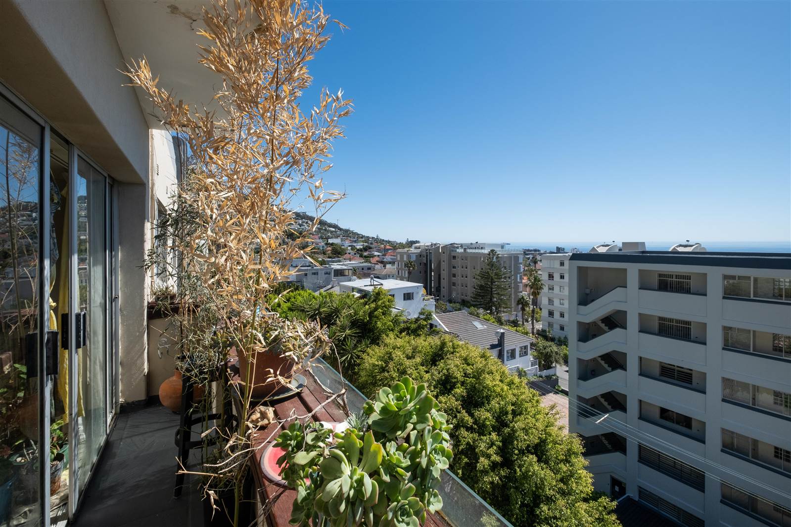 3 Bed Apartment in Fresnaye photo number 22