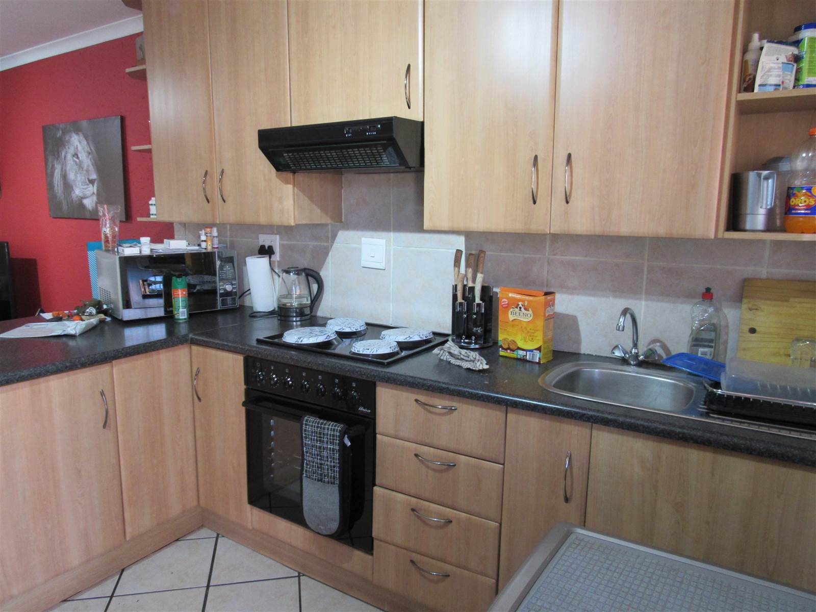 2 Bed Simplex in Marlands photo number 5