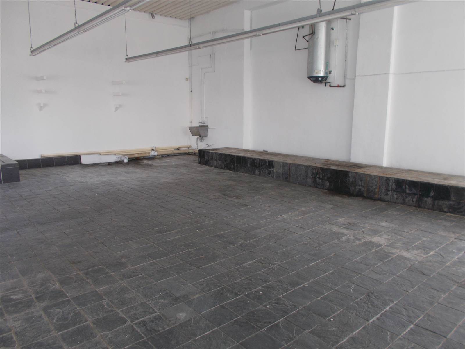 297  m² Retail Space in Strand Central photo number 6