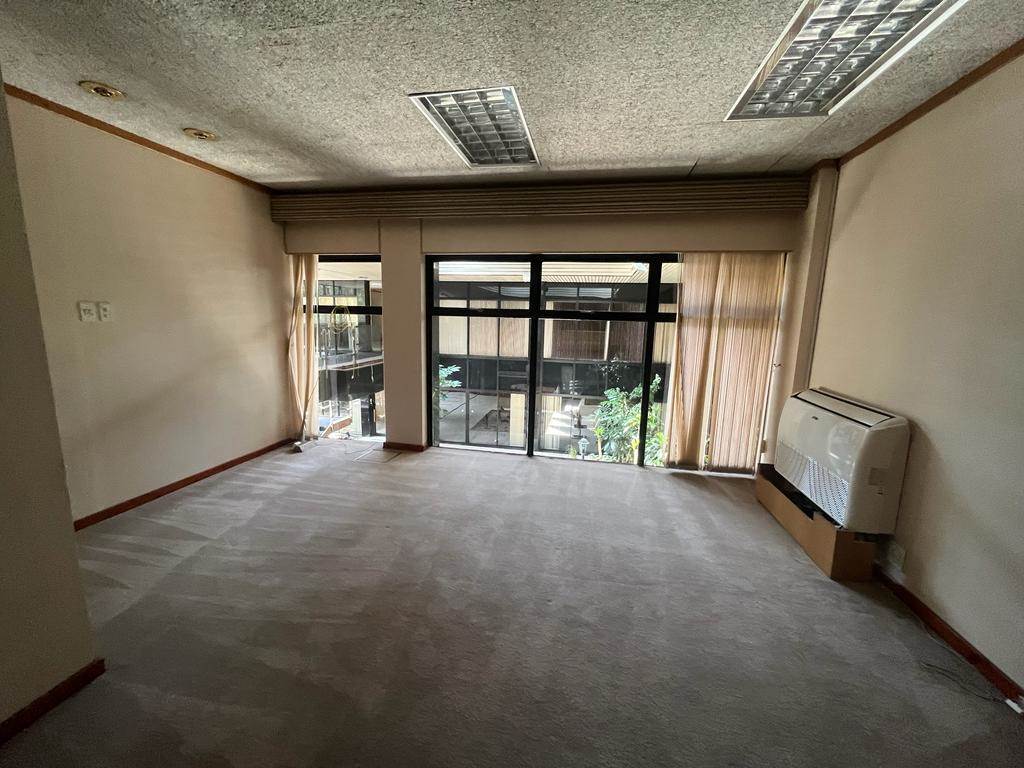 731  m² Commercial space in Parktown photo number 18