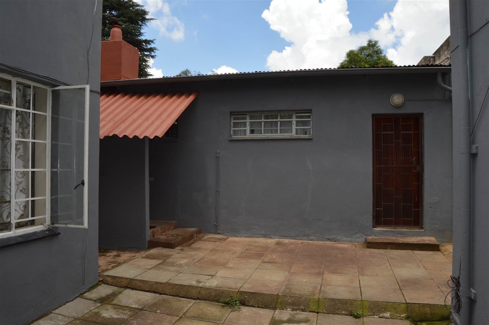 12 Bed House in Yeoville photo number 11