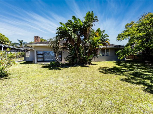 5 Bed House in Beacon Bay