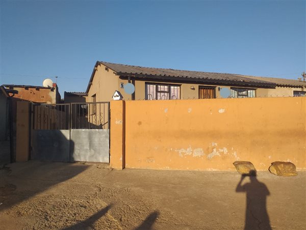 2 Bed House in Pimville