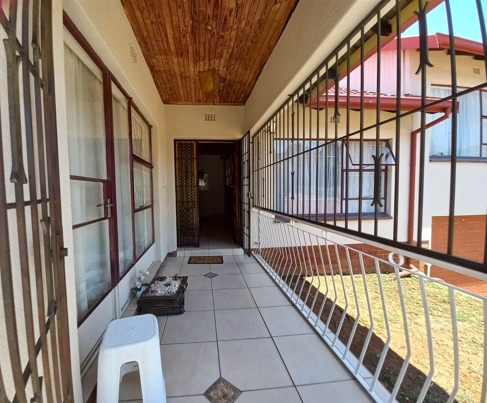 3 Bed House in Risana photo number 4