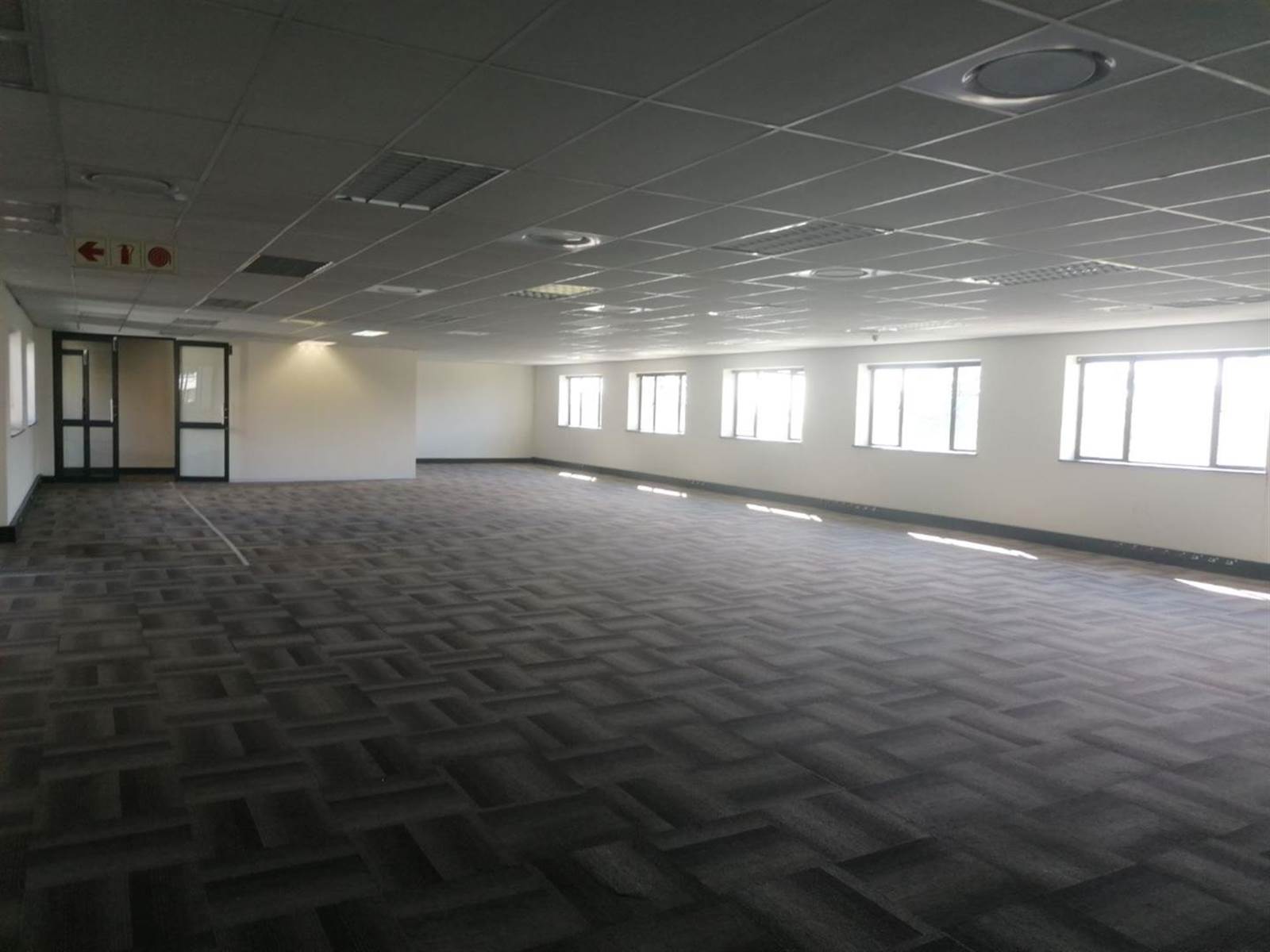 593  m² Commercial space in Bryanston photo number 14