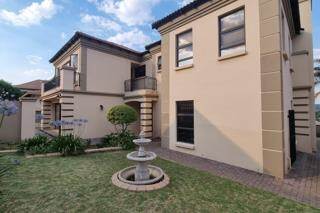 4 Bed House in Edenvale photo number 16