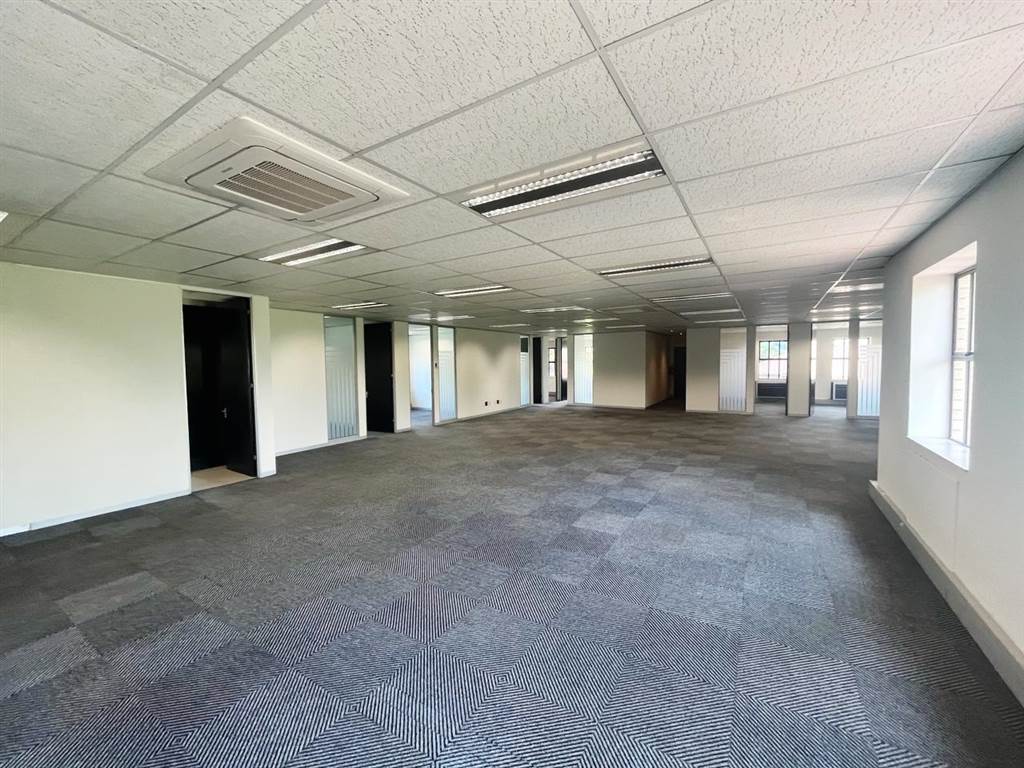 631  m² Commercial space in Bryanston photo number 9
