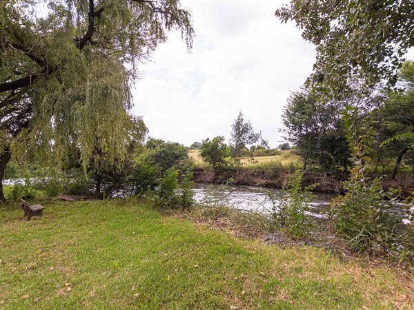 4653 m² Land available in Meyerton South