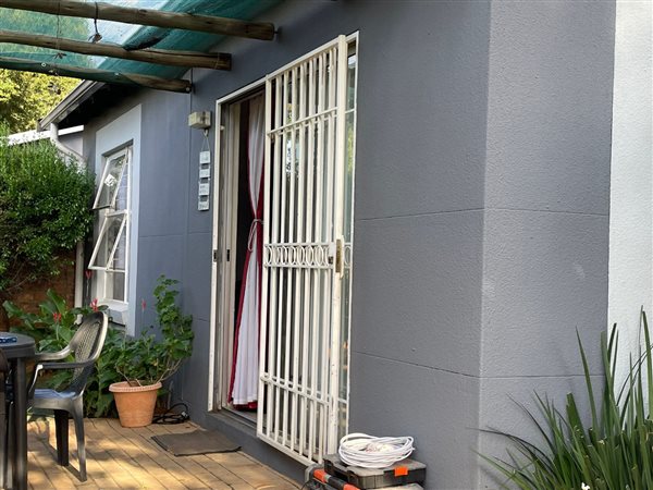 2 Bedroom Townhouse 2 Bedroom Townhouse