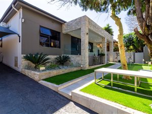 3 Bed House in Westdene