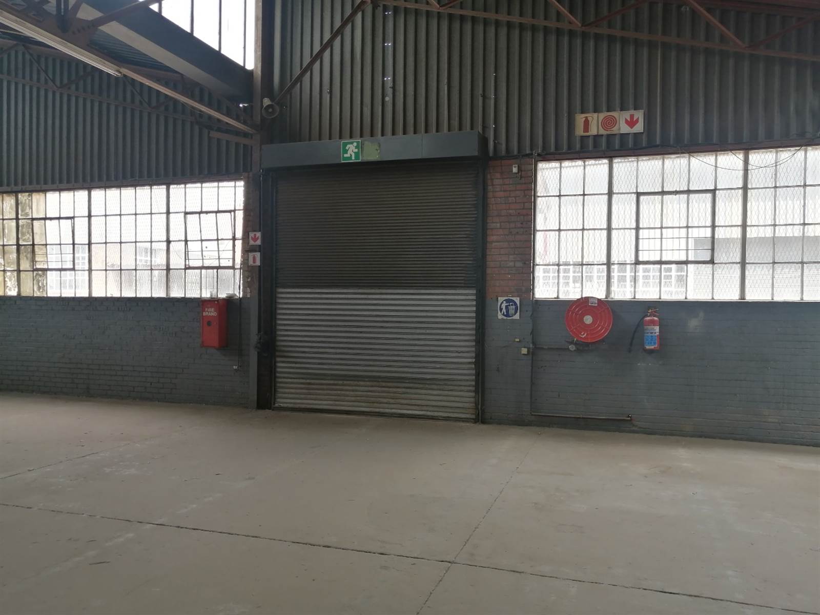 1279  m² Commercial space in Eastleigh photo number 4