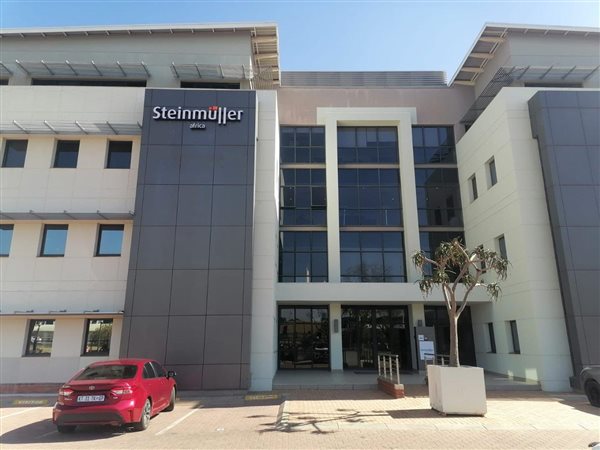 1 132  m² Commercial space