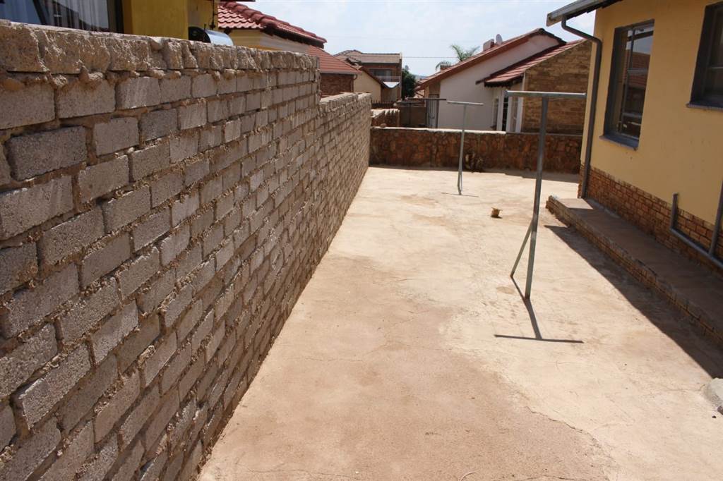 3 Bed House in Mabopane photo number 27