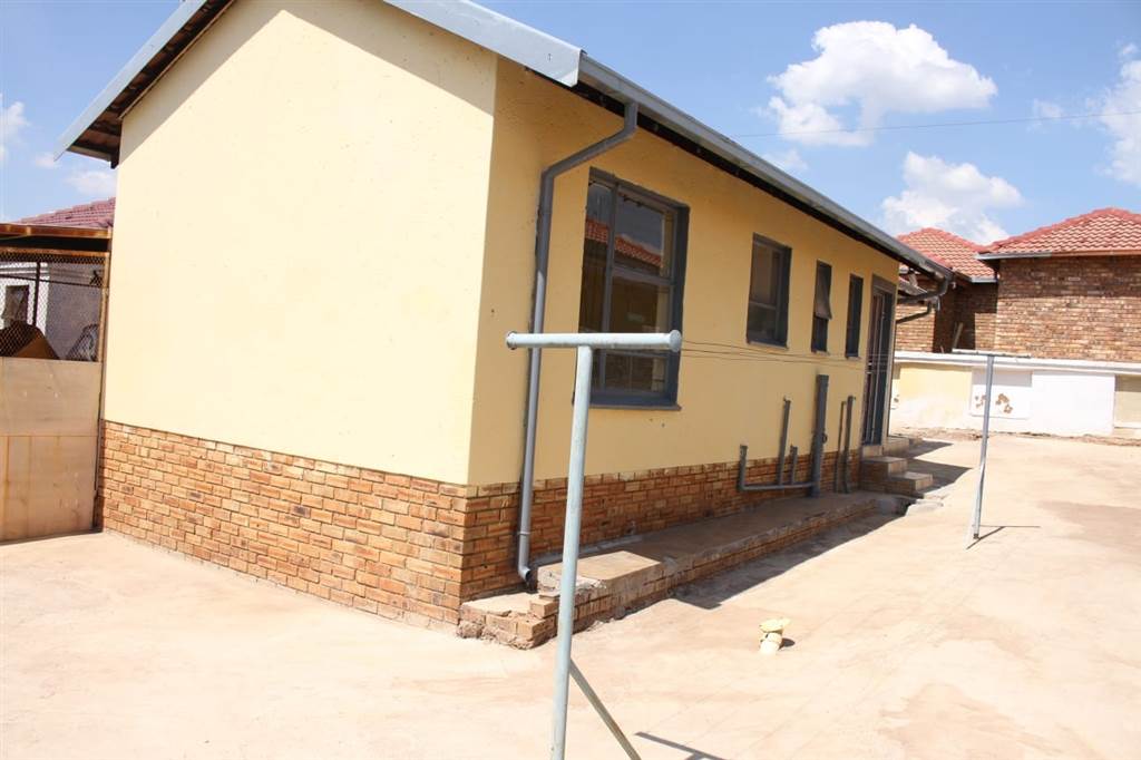 3 Bed House in Mabopane photo number 22