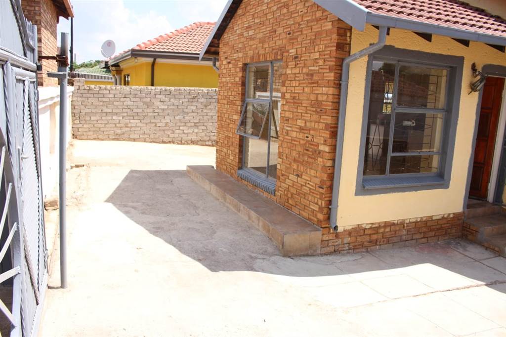 3 Bed House in Mabopane photo number 28