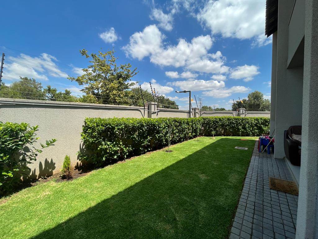 3 Bed Townhouse in Raslouw photo number 21