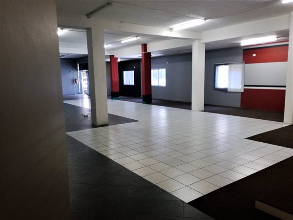 366  m² Commercial space in Craighall