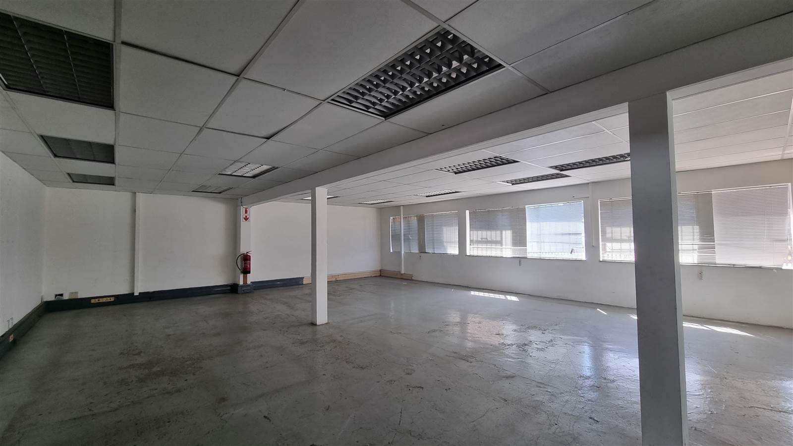 880  m² Industrial space in Jet Park photo number 10