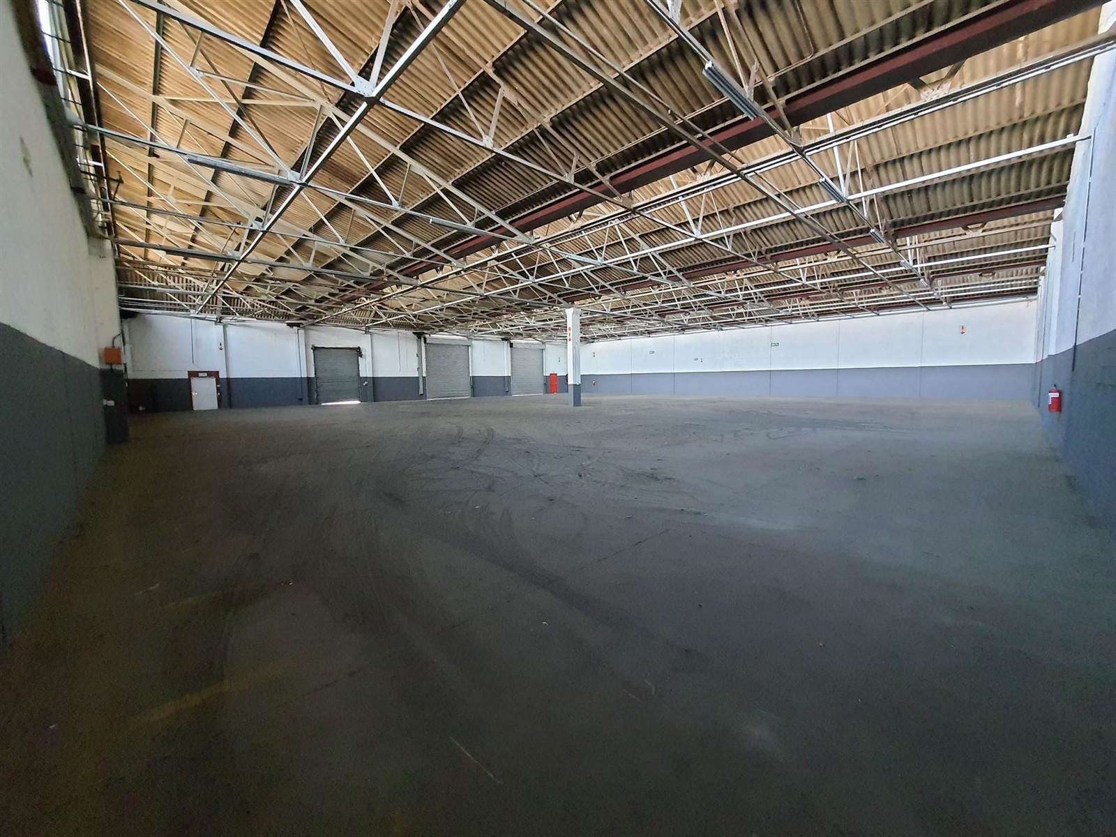 1354  m² Industrial space in Kuilsriver photo number 3