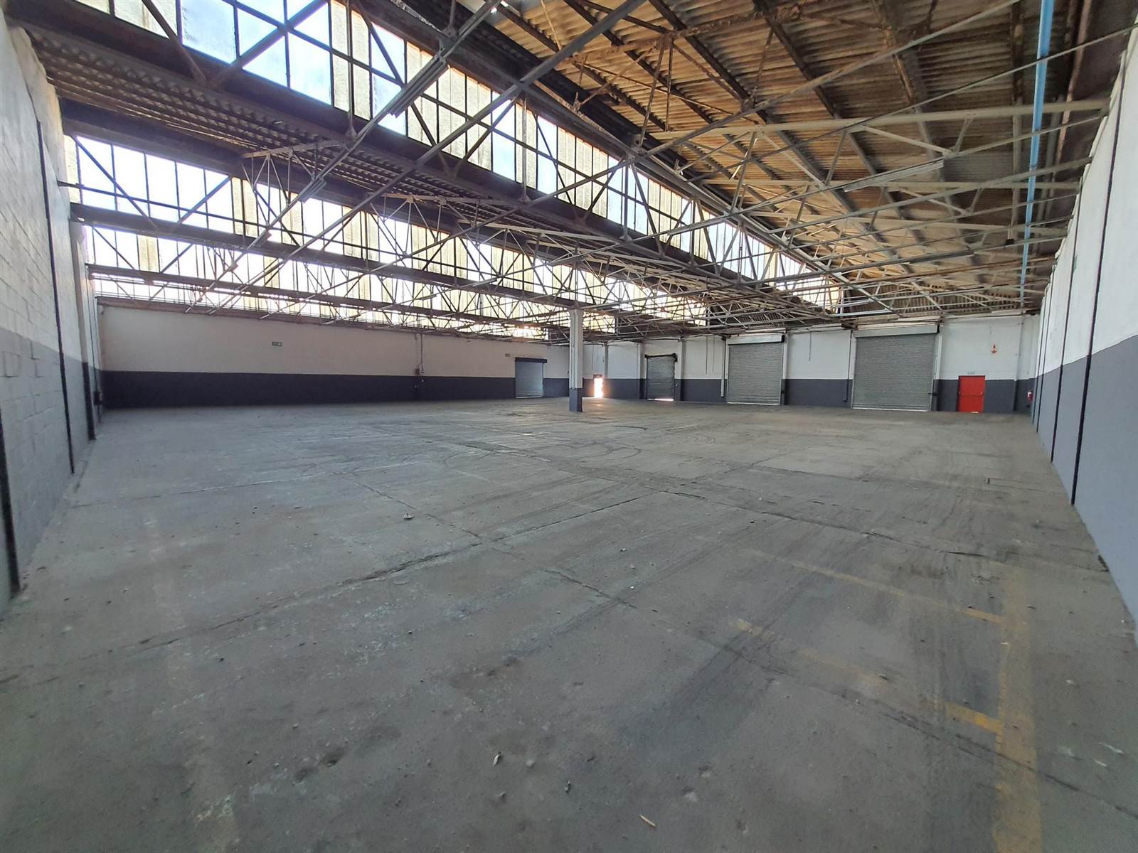 1354  m² Industrial space in Kuilsriver photo number 2