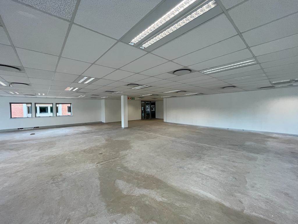 329  m² Commercial space in Bryanston photo number 9