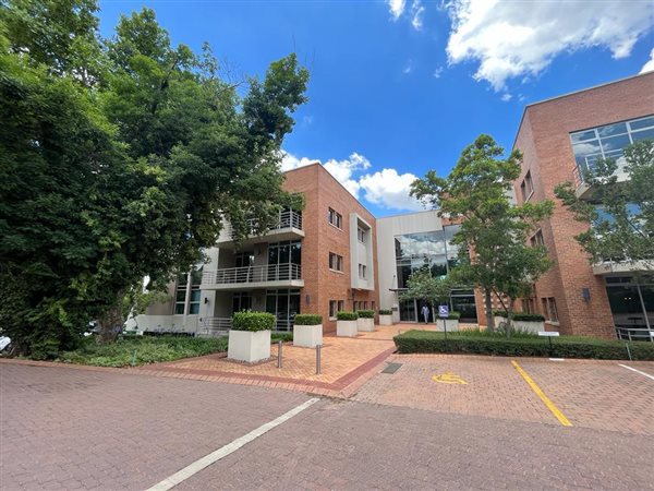 329  m² Commercial space in Bryanston