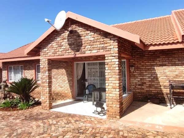 2 Bedroom Townhouse