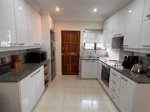 3 Bed Townhouse in Hillary