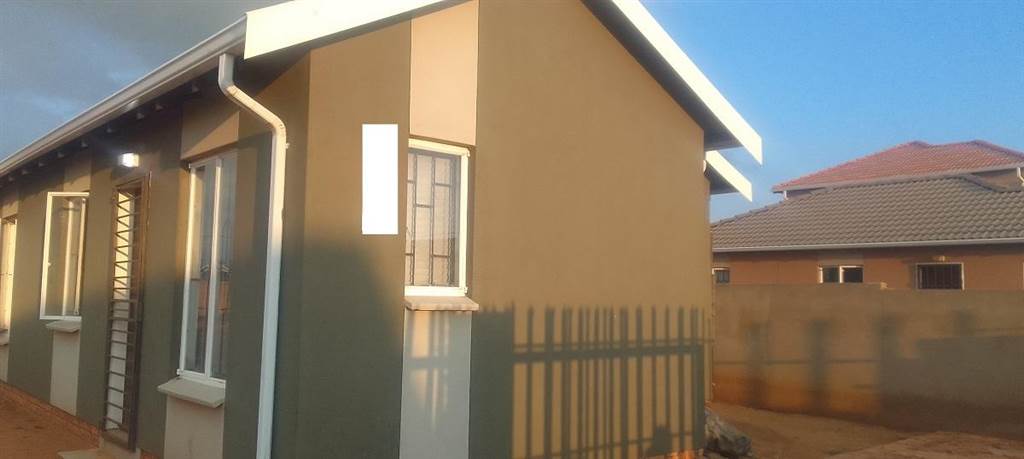 3 Bed House in Savanna City photo number 2