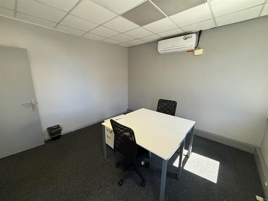 16  m² Commercial space in Rosebank photo number 17