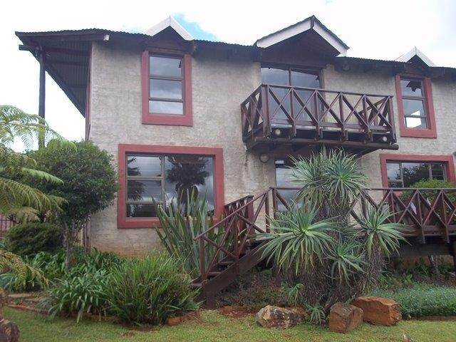 2 Bed House in Sabie photo number 4