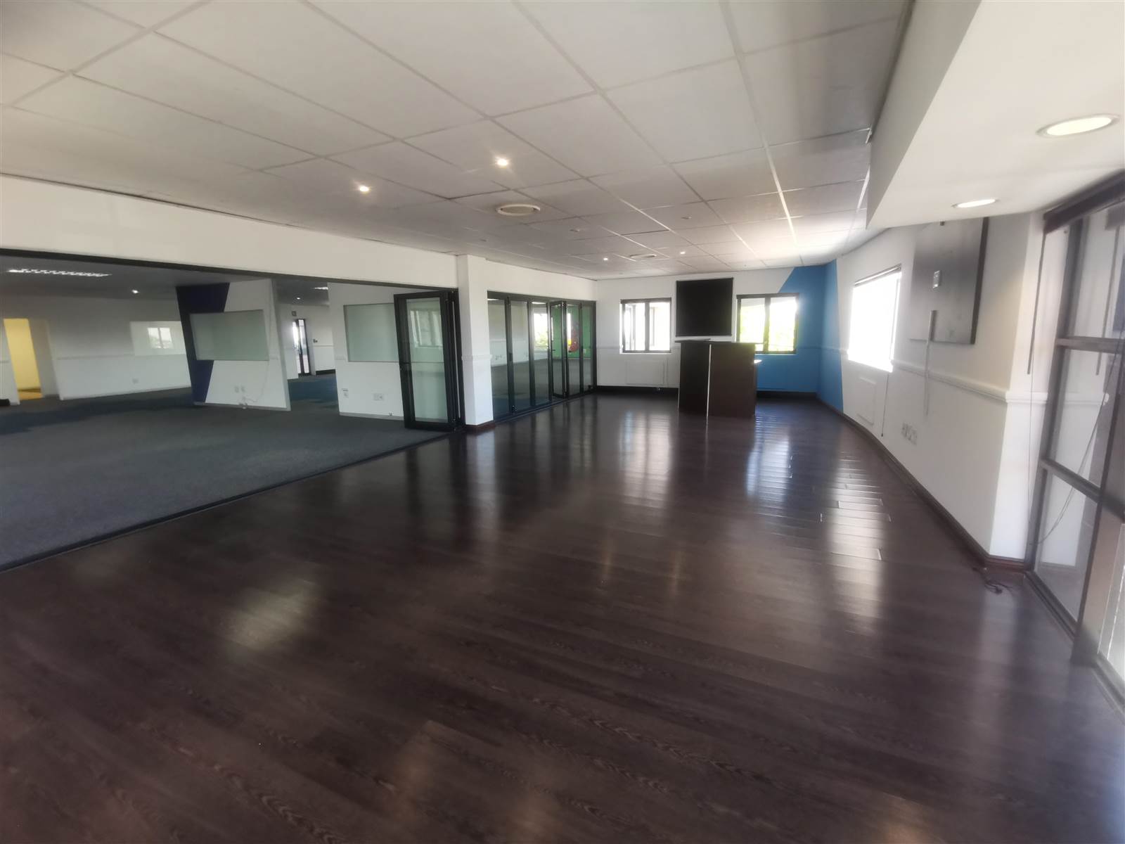 385  m² Commercial space in Strubens Valley photo number 8