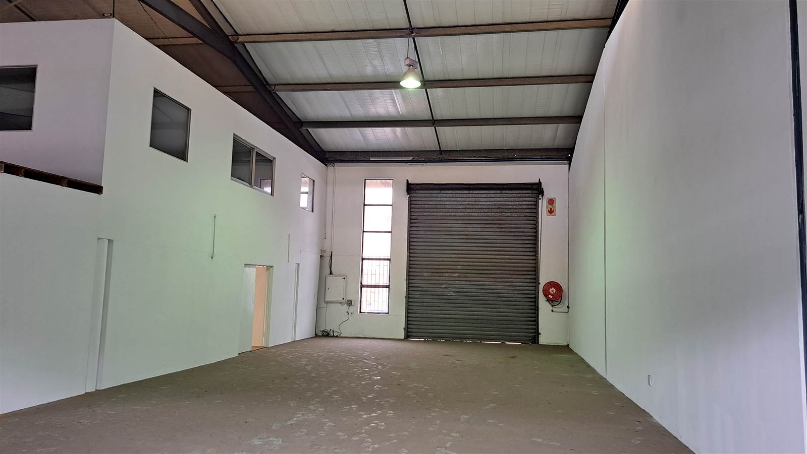 395  m² Industrial space in Red Hill photo number 5