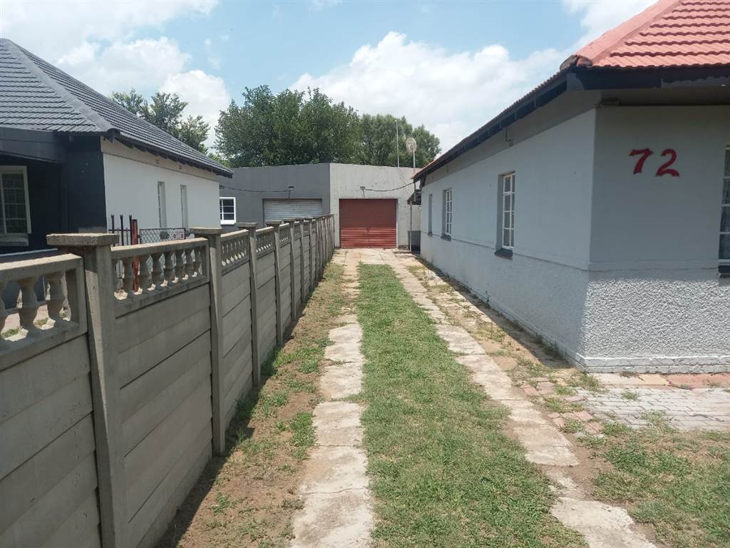 3 Bed House in Vierfontein photo number 21