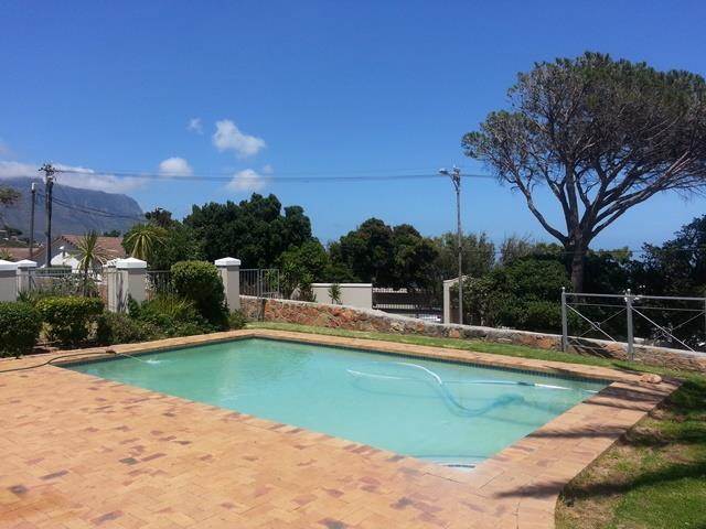 3 Bed Townhouse in Camps Bay photo number 1