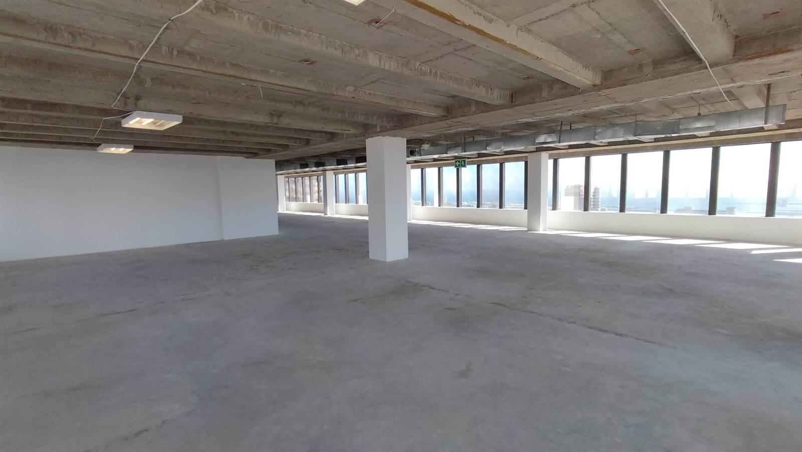 853  m² Office Space in Cape Town City Centre photo number 3